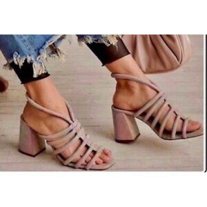 Free People Collette Cinched Rainbow Iridescent Blocked Heels, 8 (US), 38.5 NWOB